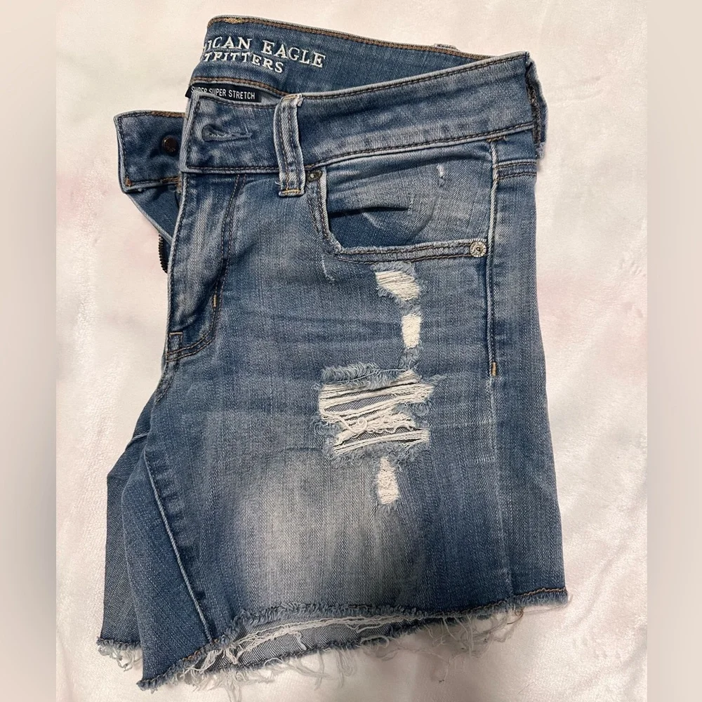 American Eagle Outfitters Blue Jean Shorts - Picture 7 of 7
